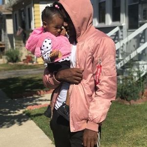 Meet your Posher, Deandre